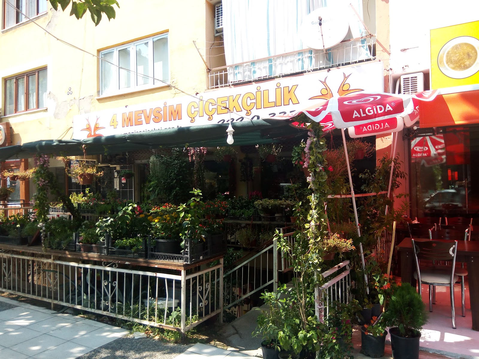 4 Mevsim Çiçekçilik kır düğünü mekanı — Yunusemre