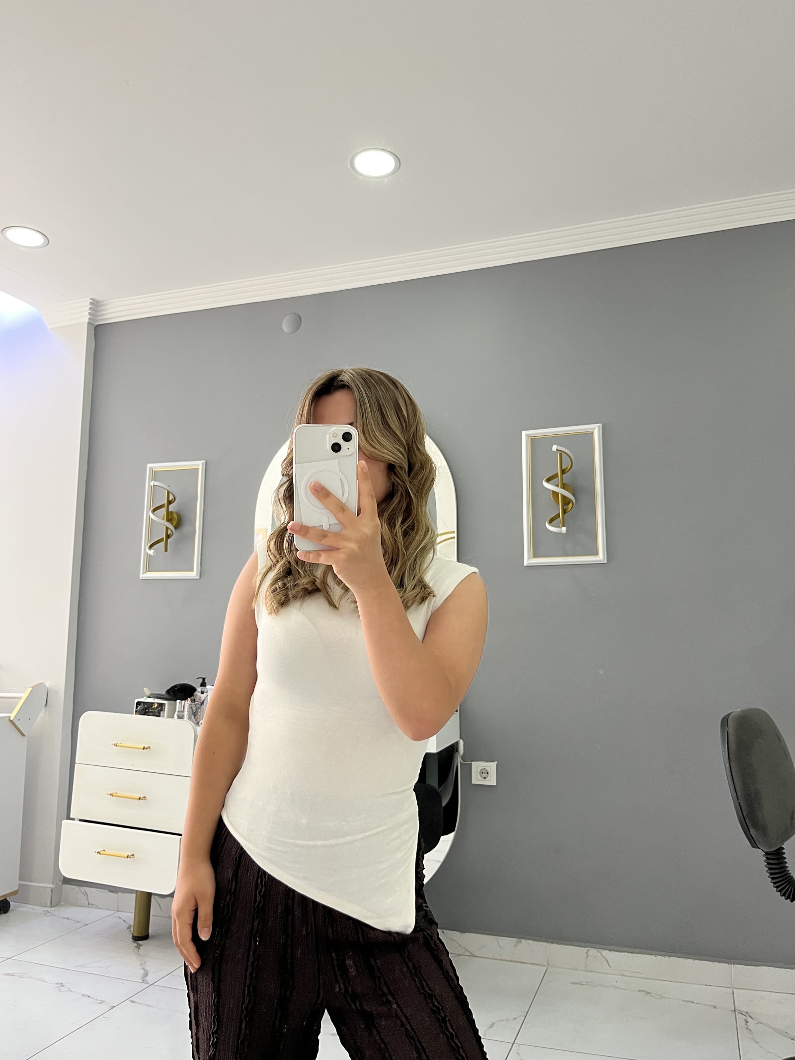 Elegant hair Nilgün saglam güzellik salonu