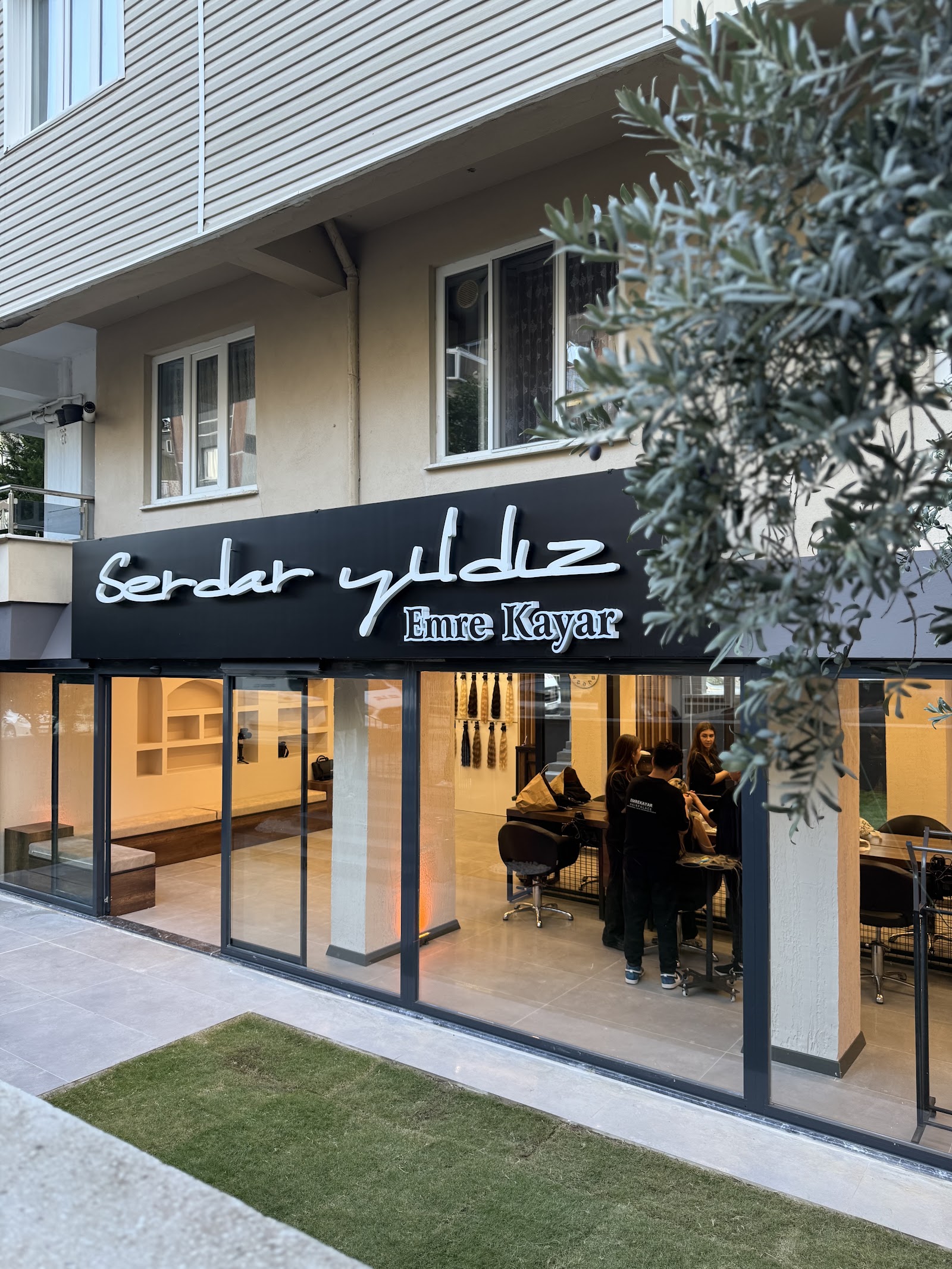 Emre Kayar Hair Palace kır düğünü mekanı — Yunusemre