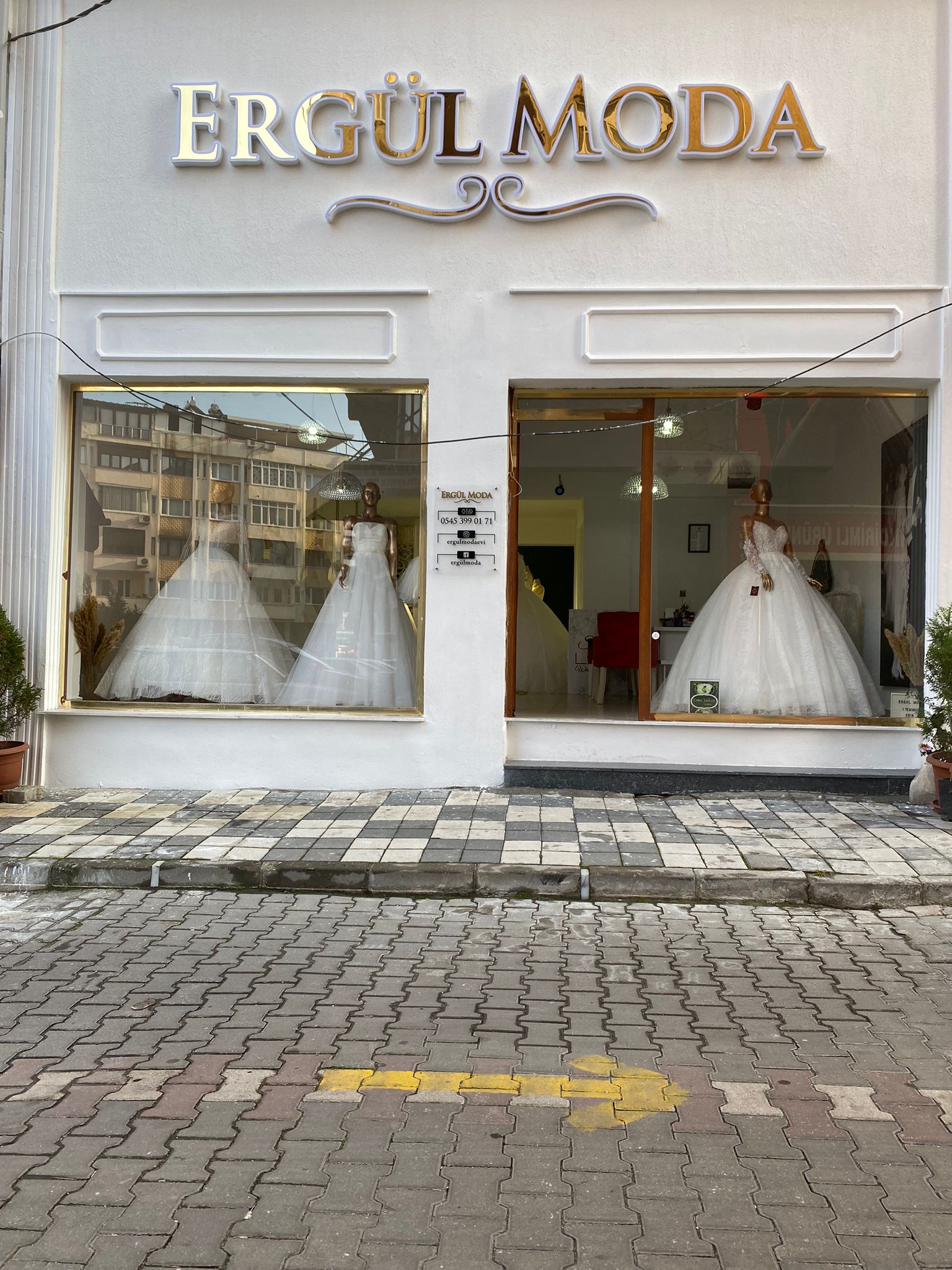 Ergül Moda Gelinlik Nişanlık kır düğünü mekanı — Soma
