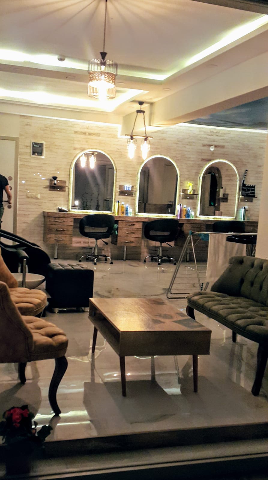 Güzelyurt Bayan Kuaförü - Hair Center Erkan EKİZ